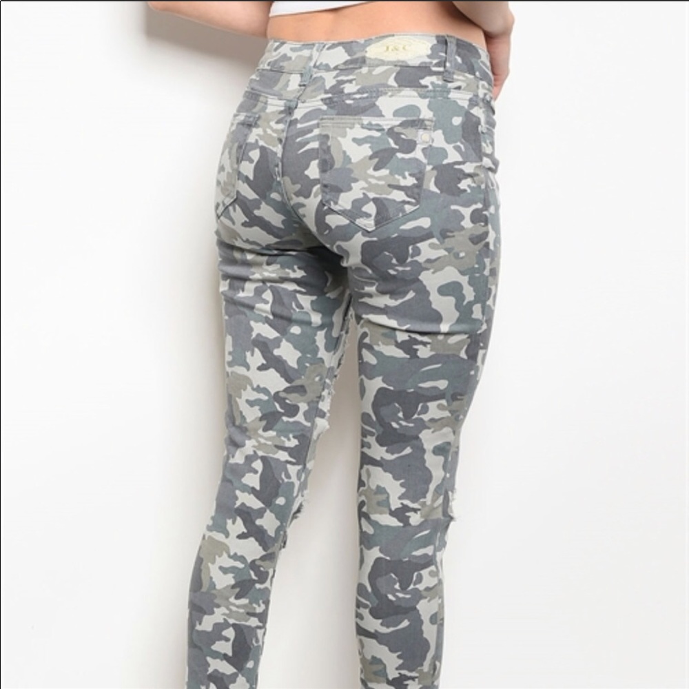 Army Camo Jeans - Picture 2 of 4